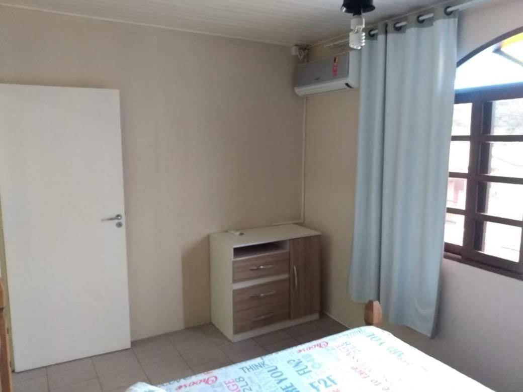 Apartamento De 2 Dormitórios *