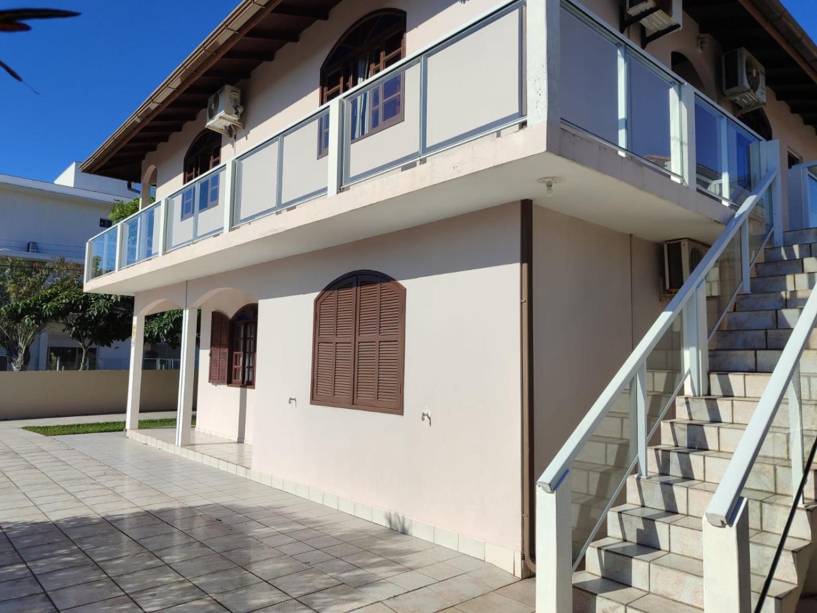 De 2 Dormitórios Apartamento
